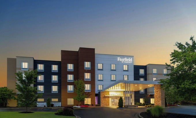 Calhoun Hotel | Fairfield Inn & Suites Calhoun