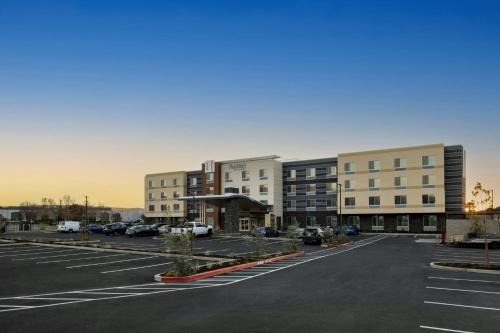 Livermore Hotel | Fairfield Inn & Suites Livermore