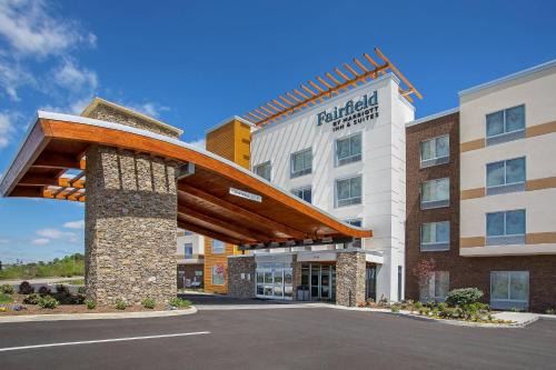 Pigeon Forge Hotel | Fairfield Inn & Suites by Marriott Pigeon Forge