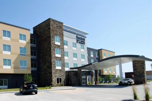 Winona Hotel | Fairfield Inn & Suites Winona