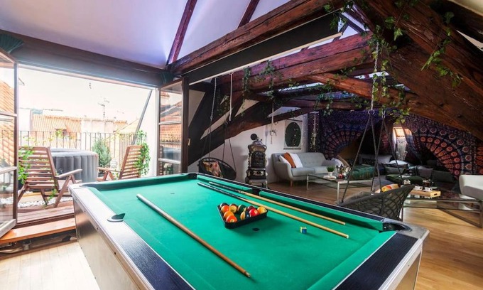 Stare Mesto Apartment | Fairytale Duplex - Billiard - Whirlpool - Home Cinema - Old Town