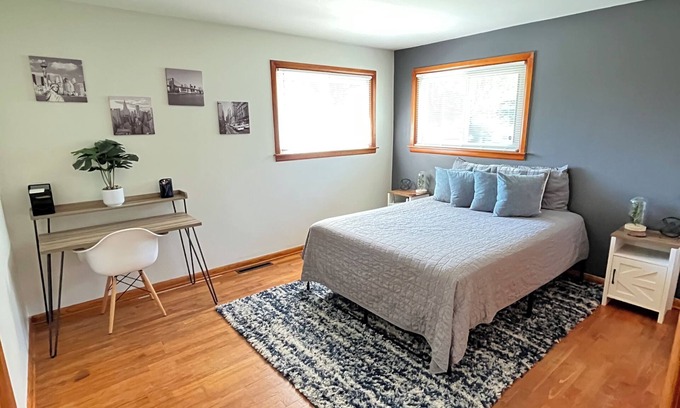 Scottville House | Fall Color Tour Base w/Trailer Parking & Outdoor Adventure Nearby