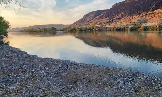 Murphy Cabin | Family Cabin on the River