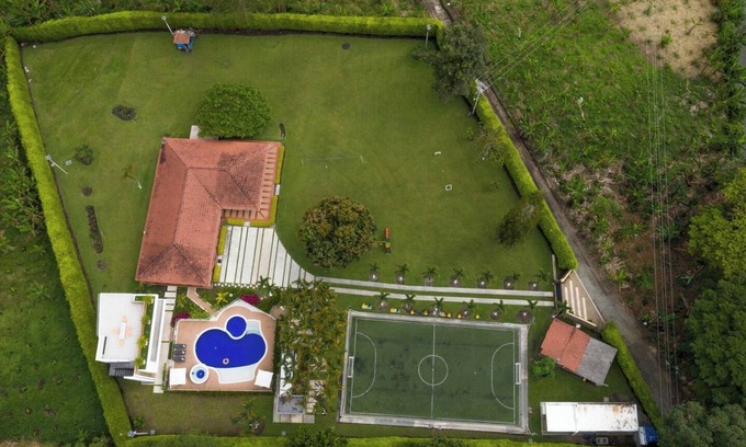 Armenia Cottage | Family Chalet in Quindío