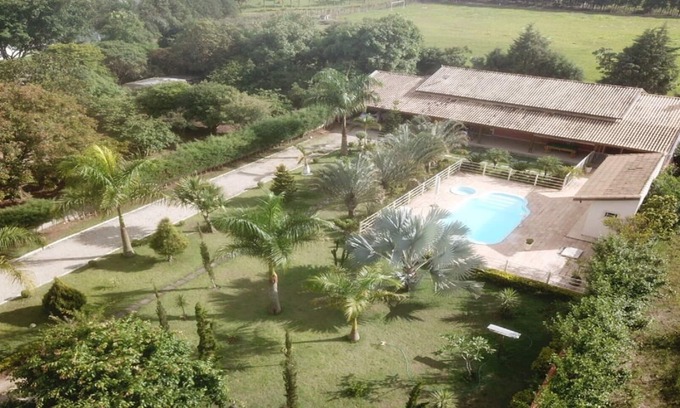 Taubate House | FAMILY FARM (with WI-FI and Playground)