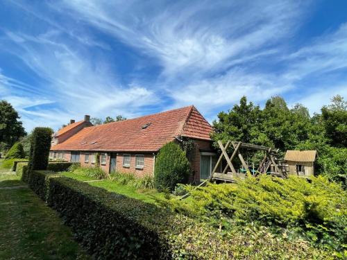 Uden House | Family Farmhouse with go-karts