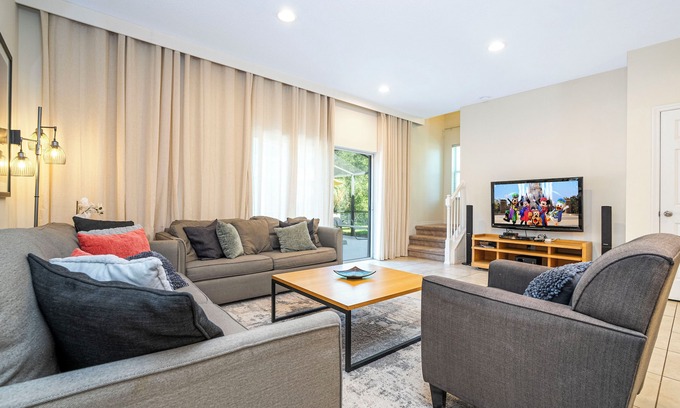 Sunset Lakes House | Family-Friendly 3BR Townhome at Encantada Resort — Pool, BBQ Near Disney!