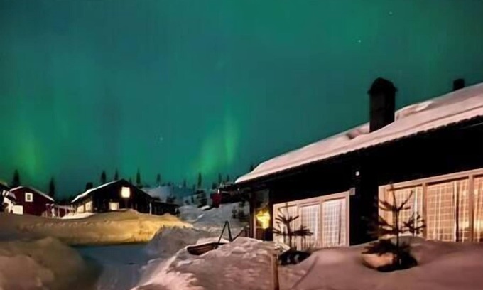 Gol Municipality House | Family-friendly cabin Hemsedal with golf, ski in/out, fireplace and wifi