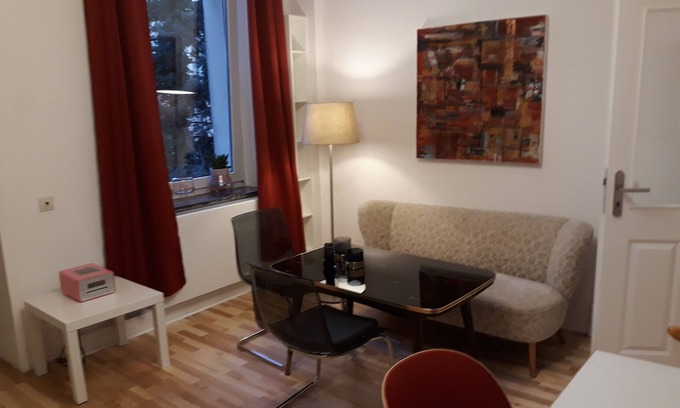 Innenstadtring Apartment | Family-friendly central vacation apartment in the Hansaviertel