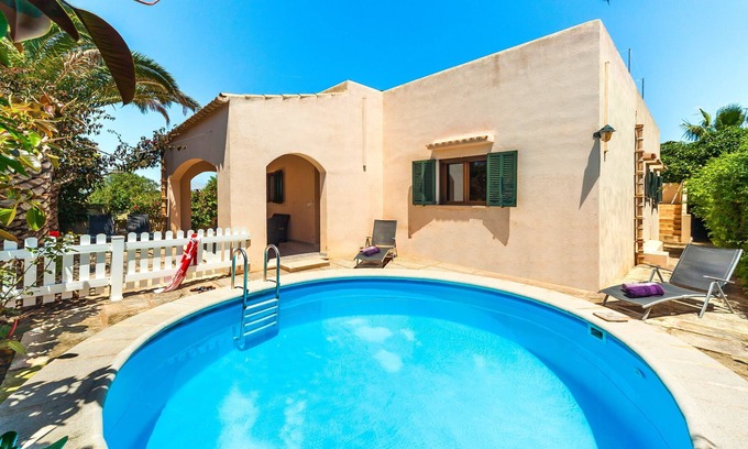 Cala Llombards Villa | Family-friendly villa with pool - Casa Mediterranea