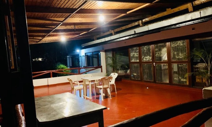 Arusha Villa | Family friendly for large groups