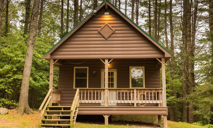 Caratunk House | Fantastic 4 Season Cabin across from the Kennebec River