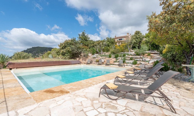 Urbanitzacio Es Verger Villa | Fantastic Country House with Pool, Terraces and Wi-Fi; Parking Available