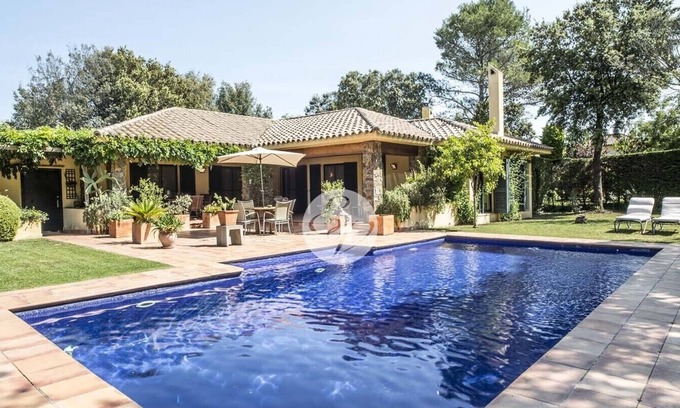 Navata House | Fantastic getaway for all the family