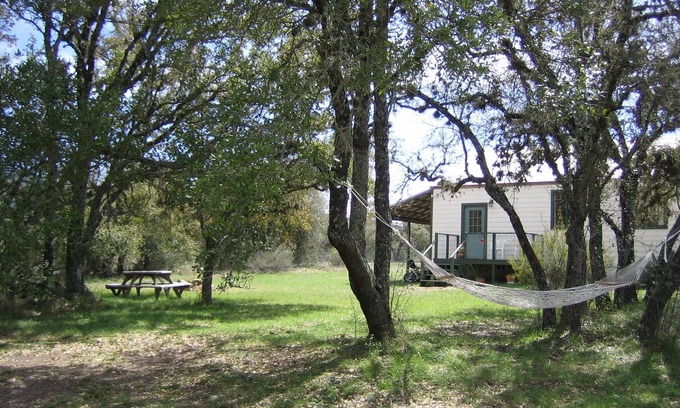 Utopia Cottage | Farhaven Guest Cottage