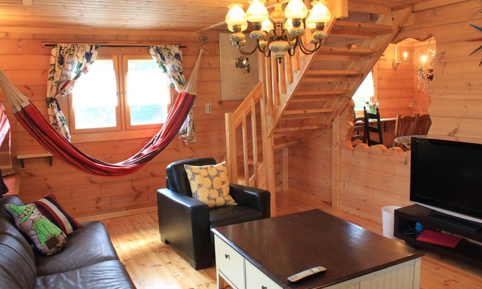 Futo Cottage | Farm Log Cottage Blueberry Annabelle This is a handmade cottage with a hot spring and a farm. You can also enjoy BBQ.