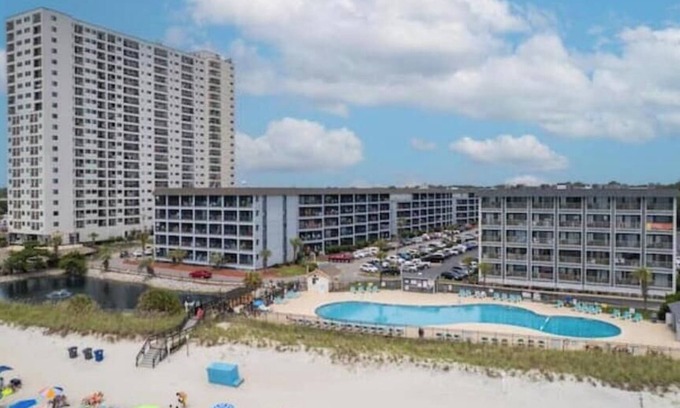 Myrtle Beach Condo | Feet in the Sand Condo A-119