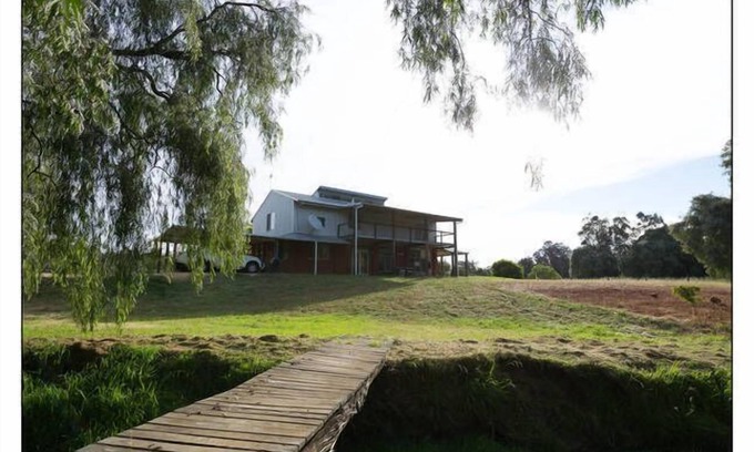 Crooked Brook House | Ferguson Valley Retreat