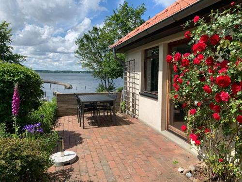 Gluecksburg House | Ferienhaus Meerblick am Yachthafen