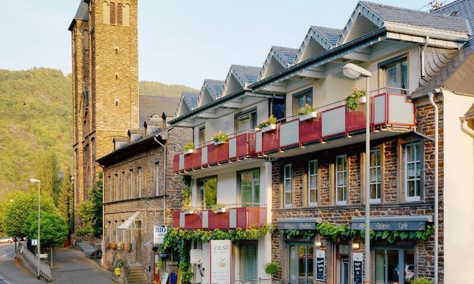 Ernst Bed & Breakfast | Ferienhaus Zenz - Gästezimmer im Winzerhaus