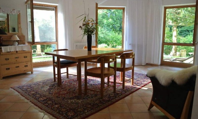 Hayingen Apartment | Ferienwohnung 60qm, 1 Schlafzimmer, 1 Wohn-/Schlafbereich, max. 4 Personen