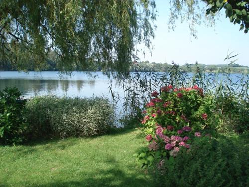 Ploen Apartment | Ferienwohnung am Schöhsee