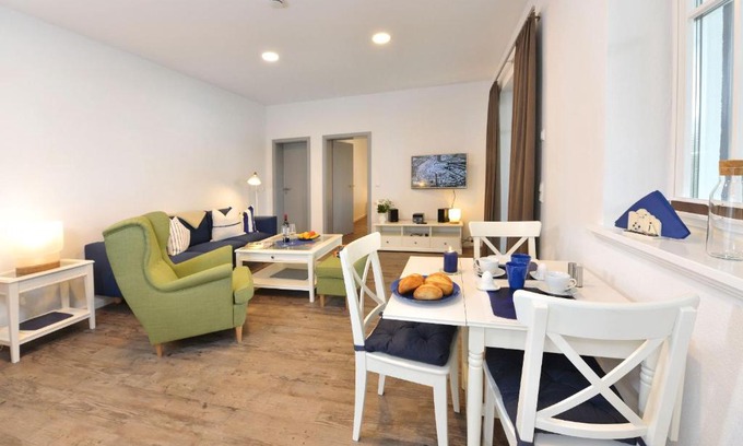 Ralswiek Apartment | Ferienwohnung Blaues Haus App 3 in Ralswiek