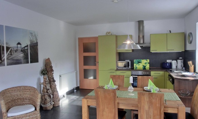 Graal Mueritz Apartment | Ferienwohnung G8 - Strandnahe 3-zimmer-fewo im 1.og mit 2 Schlafzimmern und Wlan