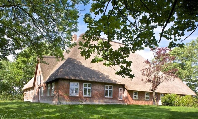 Welt Apartment | Ferienwohnung Jägerglück im Haubarg Tetenshof