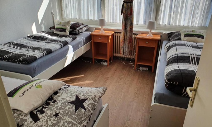 Schiefbahn Apartment | Ferienwohnung Linden