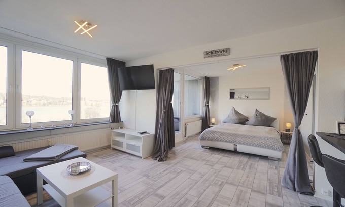 Schleswig Apartment | Ferienwohnung mit Blick auf die Schlei