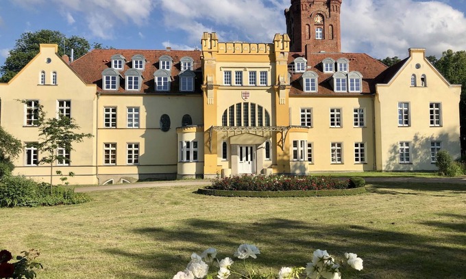 Lelkendorf Apartment | Ferienwohnung - Ulrichshusen