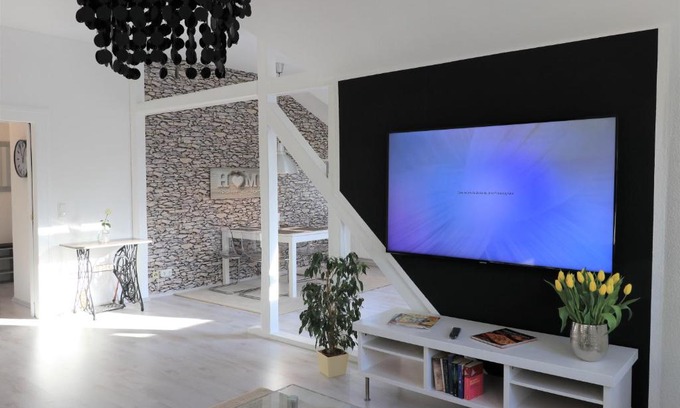 Menden-Holthausen Apartment | Ferienwohnung Villa Ruhr