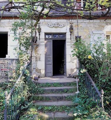 Dorval House | Ferme de la Dorvallière