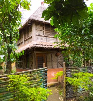 Assoli House | Ferme Yaka YALE