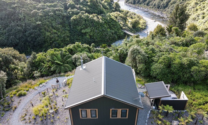 Tararua Forest Park House | Fern Valley Cabin - Native Bush Retreat in Otaki Gorge