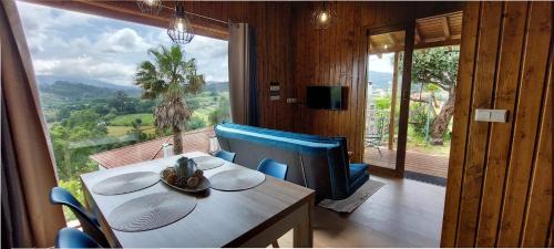 Ponte de Lima Ski Chalet | Fernandes Guest house Blue bungalow