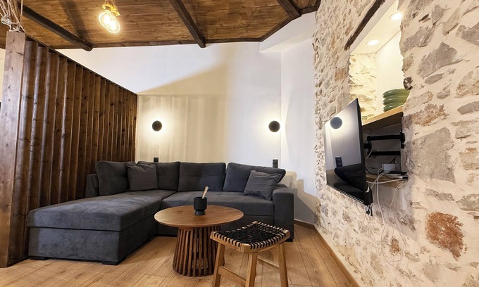 Skiathos Town House | Fevanti Guest House Central Skiathos