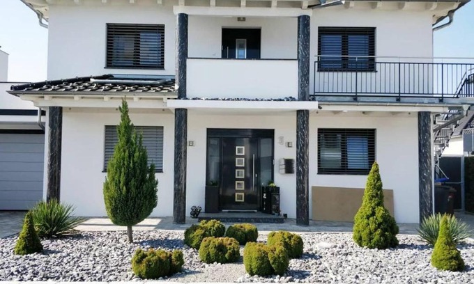 Singen Apartment | FeWo - bei Tati 95qm