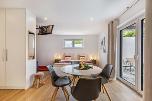 Deffingen Apartment | Fewo Parkside S1 - 8Min Legoland