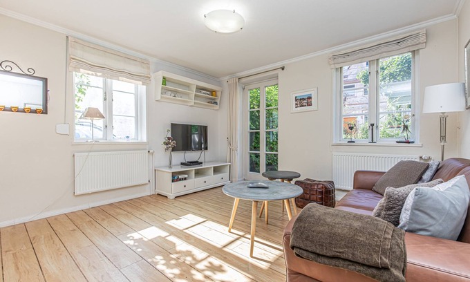 Flensburg Apartment | fewo1846 - Gerty Molzen/comfortable, centrally located 2 room apartment on the