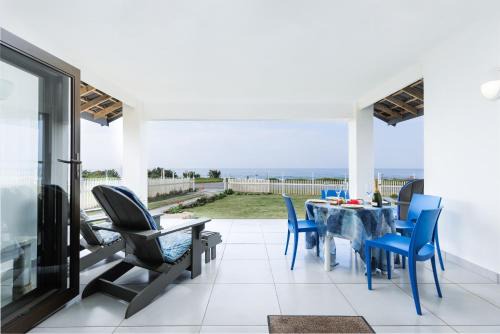 St Micheal's on Sea House | Fifty on the Rocks