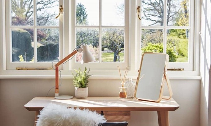 Cranbrook Cottage | Filbert cottage, log fire and tennis court