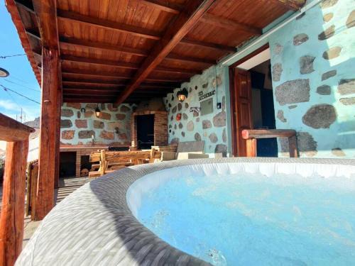 Tejeda Ski Chalet | Finca Ancestros