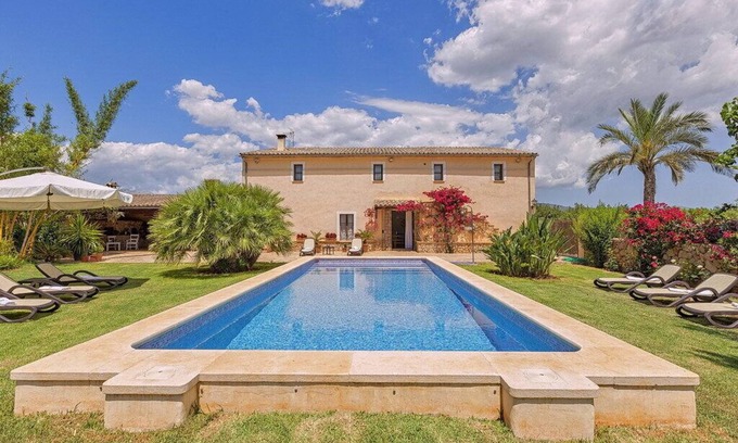 Buger Villa | Finca Antonio for 9 persons near Buger Mallorca
