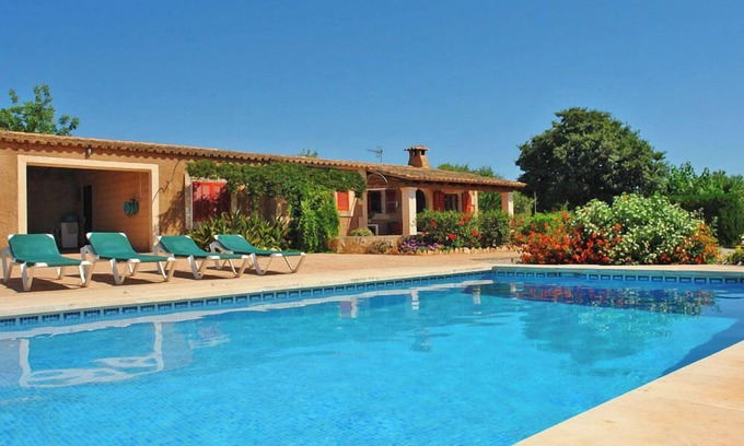 S Horta House | Finca Begonia in S'Horta