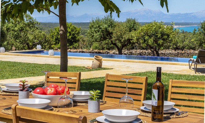 Arta Villa | Finca can Jaumi By home villas 360