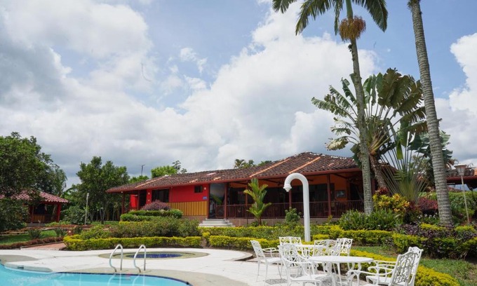 Armenia House | FINCA EL PATRIARCA