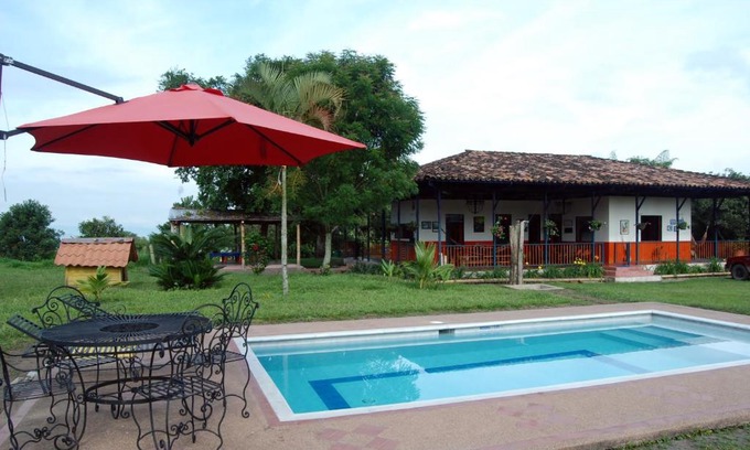 Armenia House | Finca La Camelia