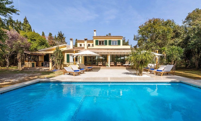 Santa Maria del Cami Villa | Finca Santa Maria Near Palma